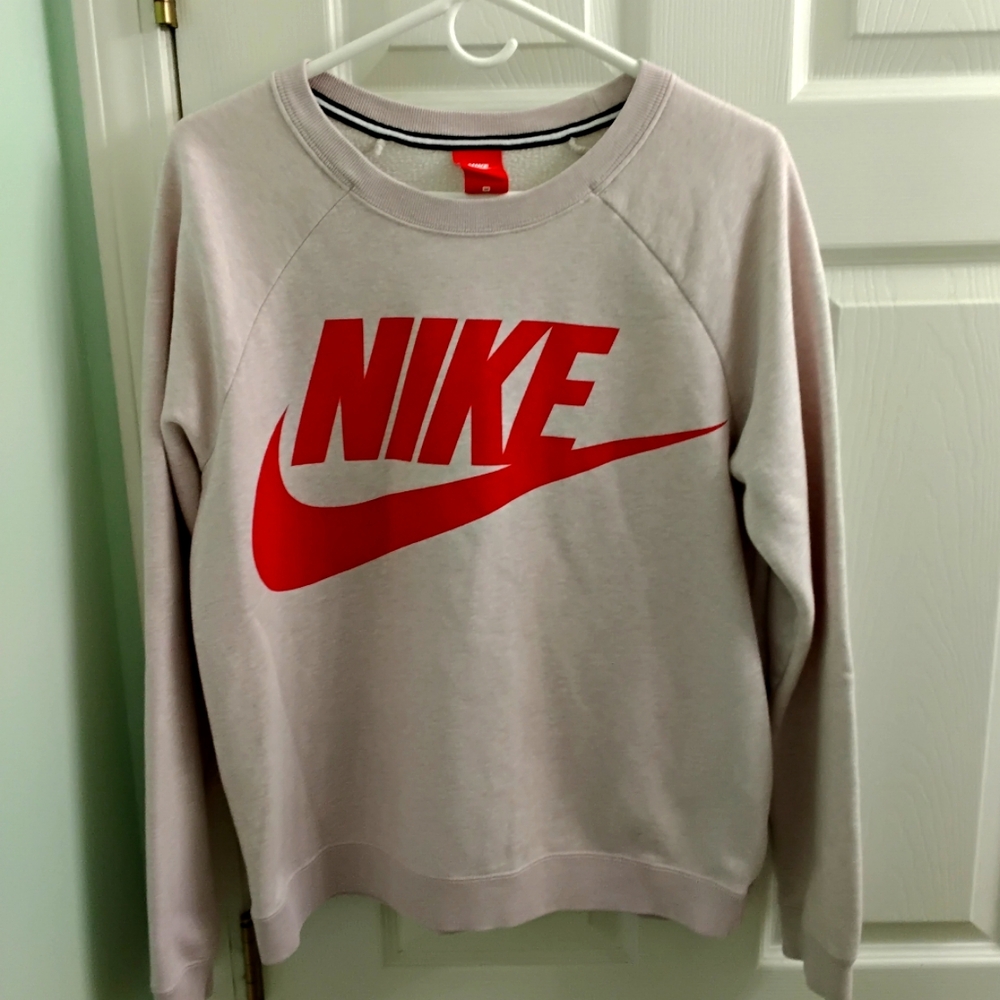 Nike Sportswear Rally Crew Neck Sweatshirt